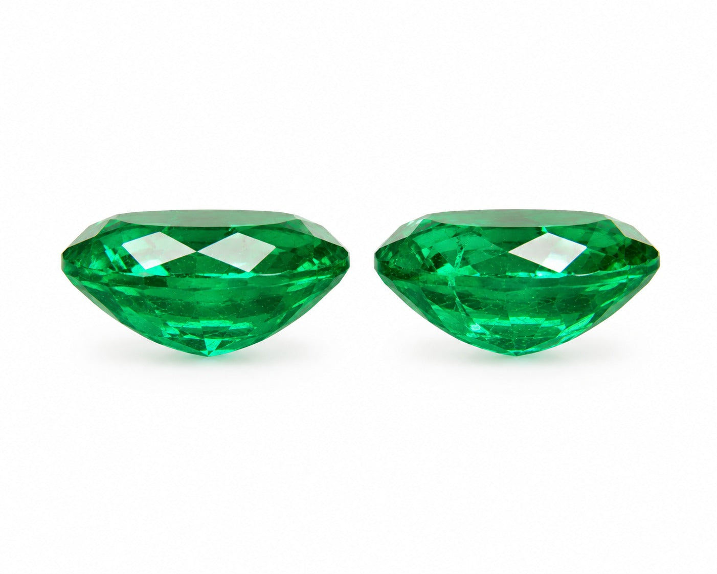 Premium Oval Green Emerald